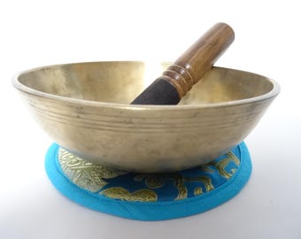 Antique Manipuri Tibetan Singing Bowl Meditation Himalayan Sound Therapy Healing G3/D5 Throat/Sacral