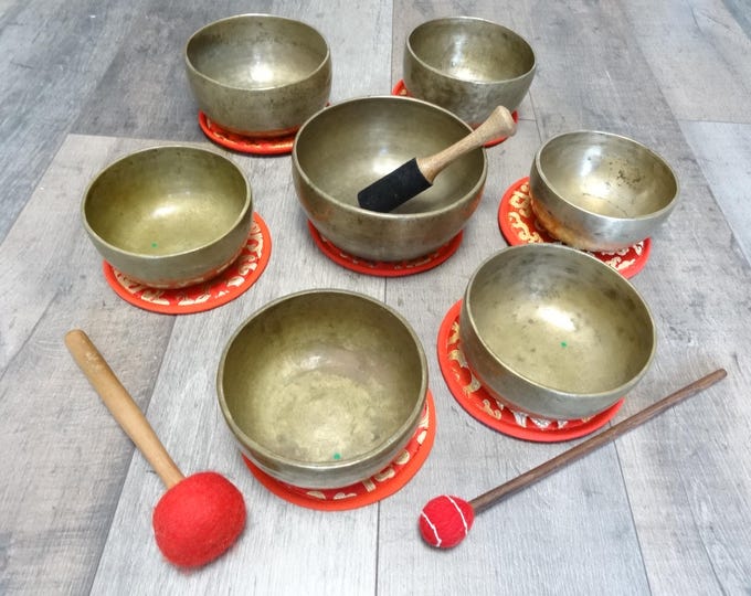 Antique Tibetan Singing Bowls, Set Of 7, Hand Made, Himalayan Meditation, Sound Therapy, large Thaobati Set of 7