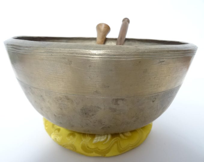 Large 10" Antique Shakti Singing Bowl Sound Therapy Healing Note E3
