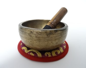 Antique, Old, Thadobati Cup, Tibetan Singing Bowl, Hand Hammered Himalayan, Note A#5 Third Eye