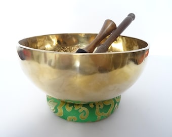 8.5" Tibetan Singing Bowl: Handmade Sound Therapy, Note F3 Heart