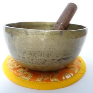 Antique, Ancient, Thadobati Cup, Tibetan Singing Bowl, Hand Hammered Himalayan, Note G4