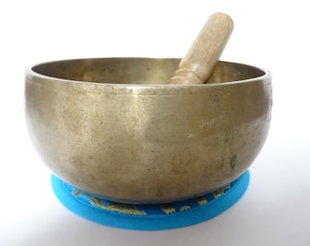 Antique, Tibetan Singing Bowl, Remuna, Himalayan Meditation, Sound Therapy, Healing, Note B3
