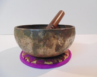 Antique 6" Thadobati Tibetan Singing Bowl Hand Hammered Himalayan F#