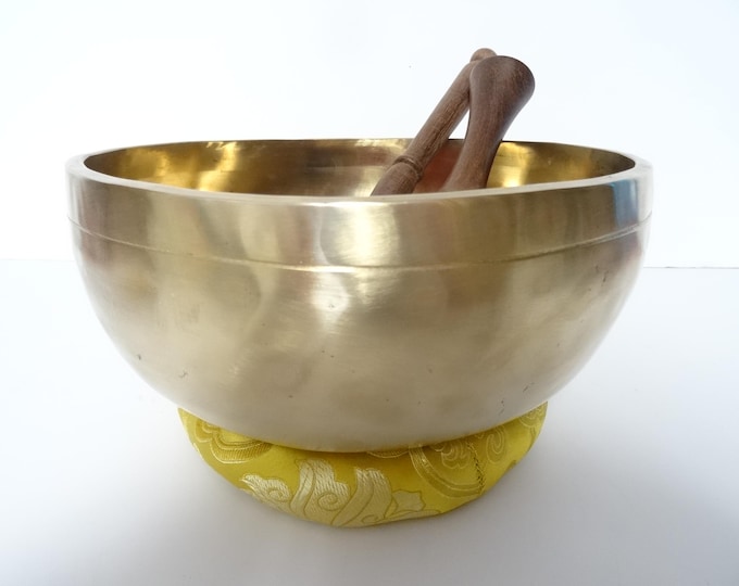 9.5" Large, Temple Sounds Therapy, Tibetan Singing Bowl, Hand Made, Healing, Note G3 Throat