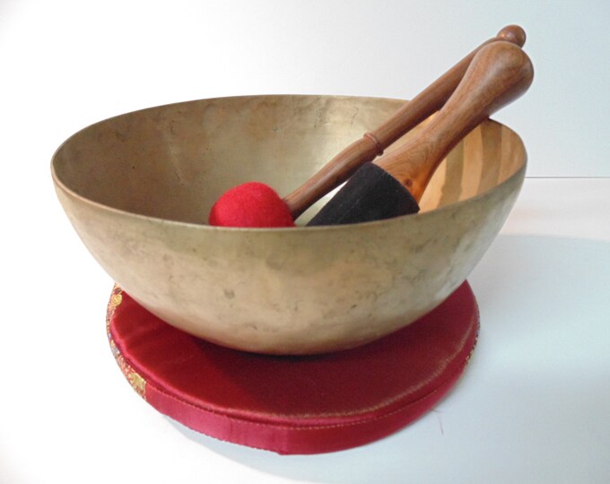 Large Antique 9.75" Jambati Tibetan Singing Bowl Hand Hammered Himalayan E2