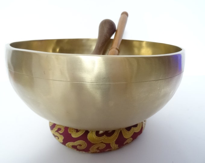 9.75" Large, Temple Sounds Therapy, Tibetan Singing Bowl, Hand Made, Healing, Note D#3 Sacral