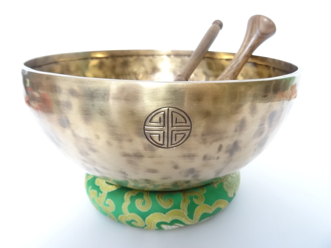 フルムーン チベットシンギングボウル：10.5インチ G#2 サウンド