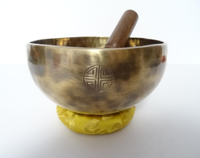 Full Moon Tibetan Singing Bowl: Sound Therapy, Note C#4 Root