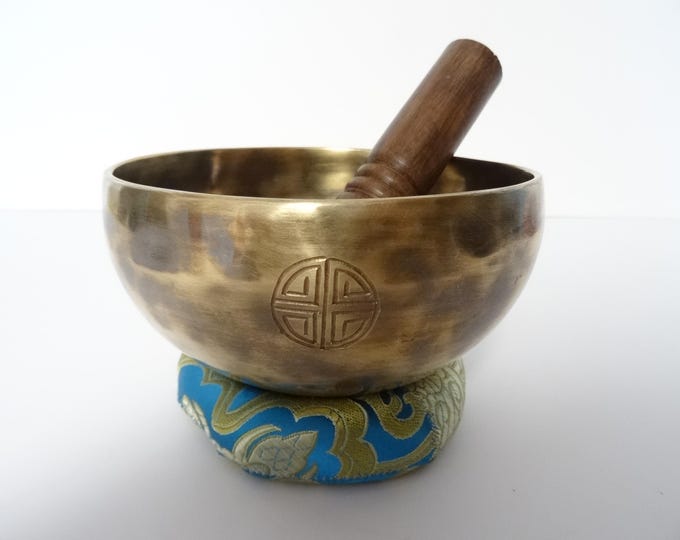 Full Moon Tibetan Singing Bowl: Sound Therapy, Note G4 Throat