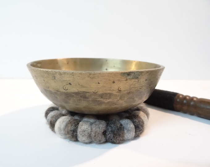 Antique Manipuri Tibetan Singing Bowl Meditation Himalayan Sound Therapy Healing F
