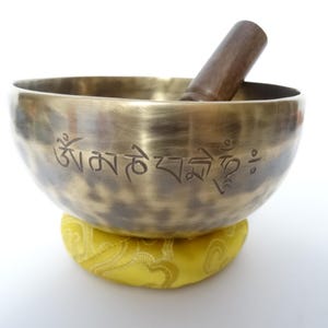 満月のチベットシンギングボウル：サウンドセラピー、音D#4仙骨 - Etsy