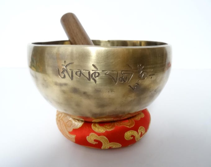 Full Moon Tibetan Singing Bowl: Sound Therapy, Note D#4 Sacral
