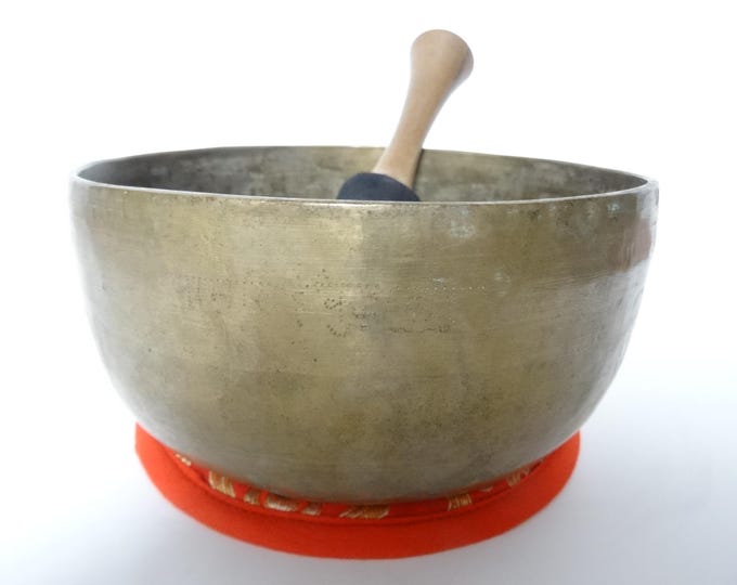 Antique Thadobati Tibetan Singing Bowl Hand Hammered Himalayan Sound Therapy G3