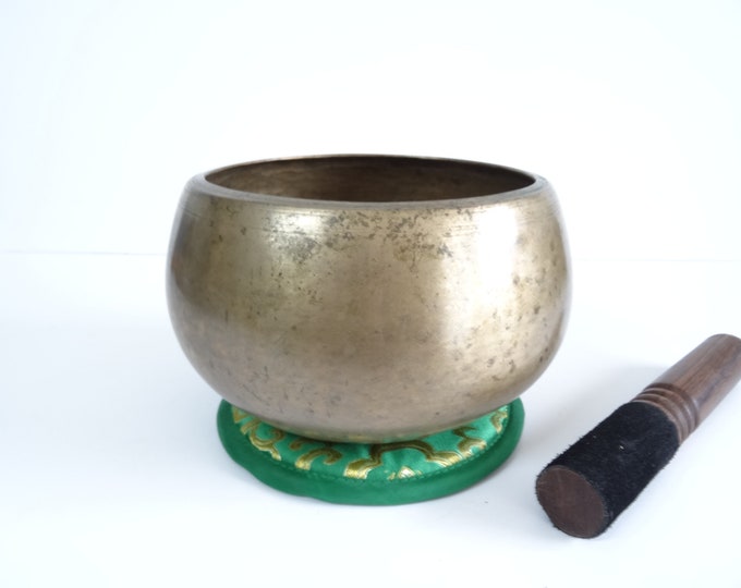 Antique Old Bodhi Buddha Tibetan Singing Bowl Meditation Sound Therapy Healing G4