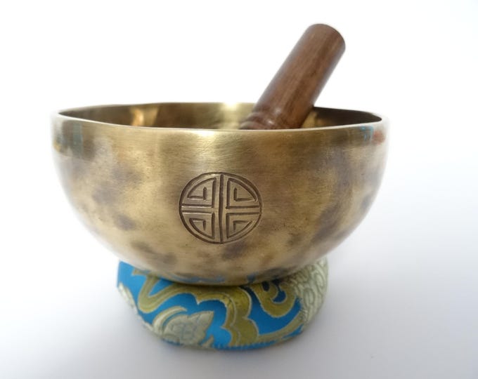 Full Moon Tibetan Singing Bowl: Sound Therapy, Note F#4 Heart