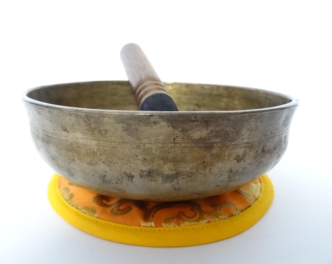 Antique Shaman Medicine Singing Bowl Yoga Earth Magic Sound Therapy G#3