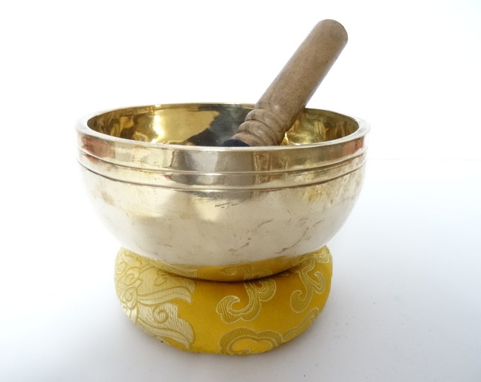Tibetan Singing Bowl, New Jhumka Sound Therapy Sound Healing Mediation. Note A#4