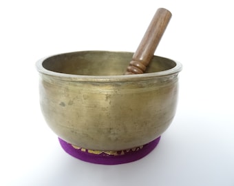 Antique Tibetan Singing Bowl: Hand Hammered Himalayan Sound Therapy Bowl D#4