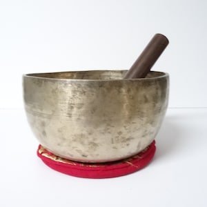 Large Antique 7&quot; Thadobati Tibetan Singing Bowl Hand Hammered Himalayan Note G#3