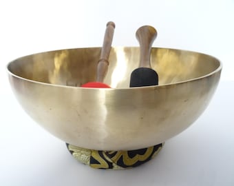 Handmade Tibetan Singing Bowl (9.75"): Sound Therapy, Note A#2