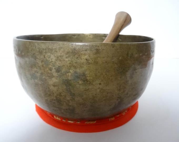 Antique Thadobati Tibetan Singing Bowl Hand Hammered Himalayan Sound Therapy G3