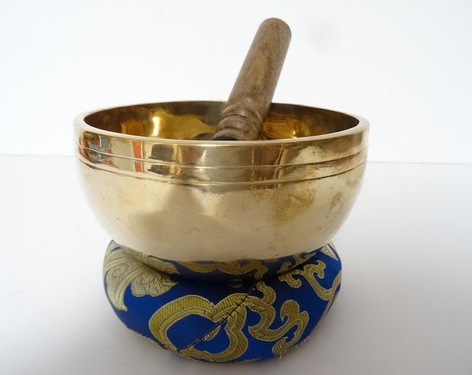Tibetan Singing Bowl, New Jhumka Sound Therapy Sound Healing Mediation. Note A#4