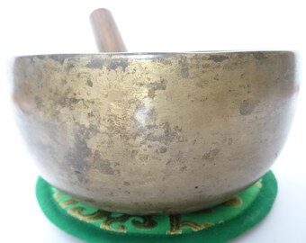 Antique Thadobati Tibetan Singing Bowl Hand Hammered Himalayan Meditation Sound Therapy D4
