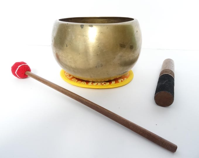 Antique Old Bodhi Buddha Tibetan Singing Bowl Meditation Sound Therapy Healing F4