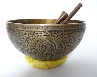 8.5" Hand Carved Tibetan Singing Bowl: Handmade Sound Therapy, Note D3 Sacral
