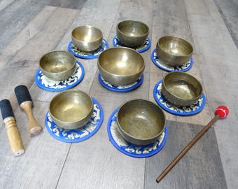 Antique Thadobati Singing Bowl Set: Himalayan Sound Therapy, Meditation Bowls