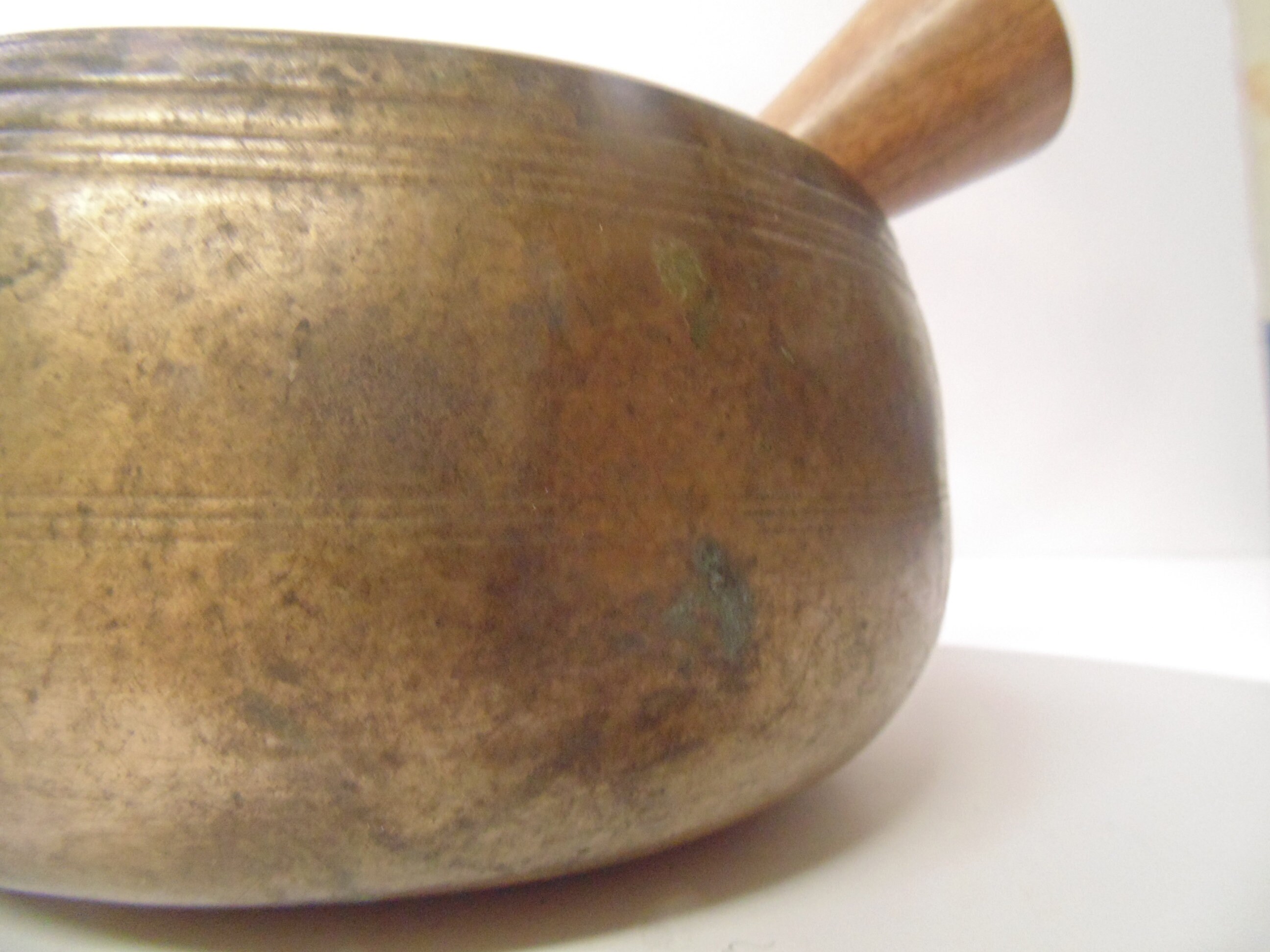 Antique old vintage mani singing bowl meditation sound therapy healing