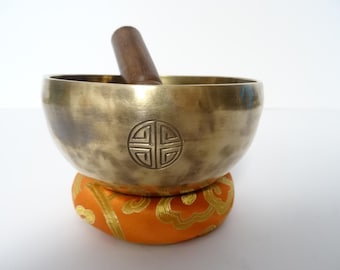 Full Moon Tibetan Singing Bowl: Sound Therapy, Note A#4 Third Eye