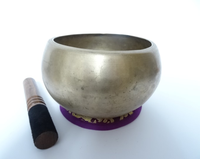 Antique Old Bodhi Buddha Tibetan Singing Bowl Meditation Sound Therapy Healing F#4