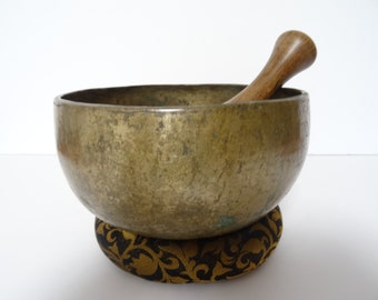 Antique, Tibetan Singing Bowl, Remuna, Himalayan Meditation, Sound Therapy, Healing, Note F#3
