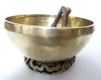 9" Tibetan Singing Bowl: Handmade Sound Therapy Bowl, Note D3, Sacral