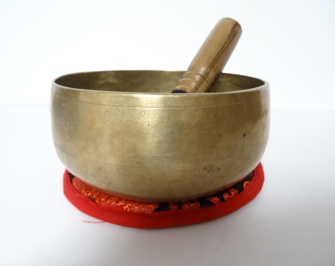 Antique, Tibetan Singing Bowl, Remuna, Himalayan Meditation, Sound Therapy, Healing, Note G#3