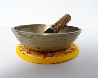 Antique Manipuri Tibetan Singing Bowl Meditation Himalayan Sound Therapy Healing D#4