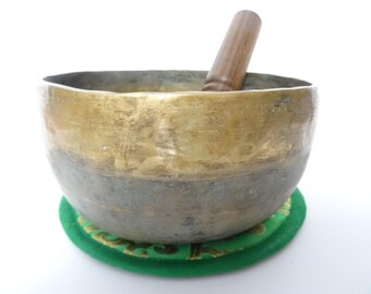 Antique Thadobati Tibetan Singing Bowl Hand Hammered Himalayan Meditation Sound Therapy D4