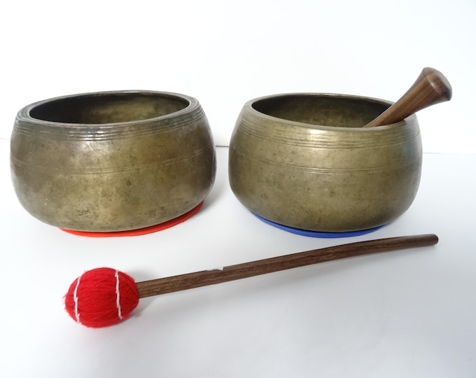 Antique Mani Singing Bowls Pair: D5 Meditation, Sound Therapy, Brain Entrainment