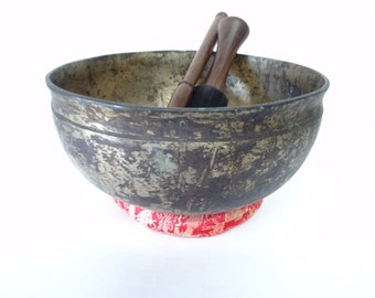 Antique Ultabati Tibetan Himalayan Singing Bowl Hand Made Meditation Sound Therapy Healing G#2