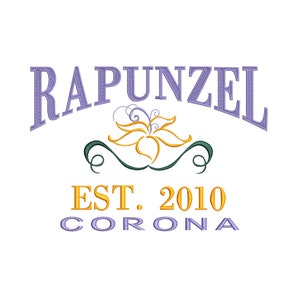 Könnte beinhalten: Lilafarbener Text lautet "Rapunzel Est. 2010 Corona" mit einer stilisierten gelben Blumengrafik in der Mitte.