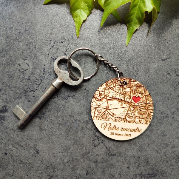 Porte clé personnalisé carte du lieu de rencontre, rond avec message, cadeau de couple, souvenir de rencontre, porte clé avec carte de ville