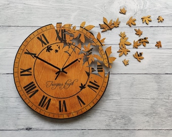 Reloj de pared de madera "Tempus fugit"