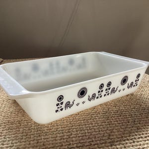 Vintage Pyrex Rooster Black Sunflower 575B 2 Quart Rectangular Baking Dish