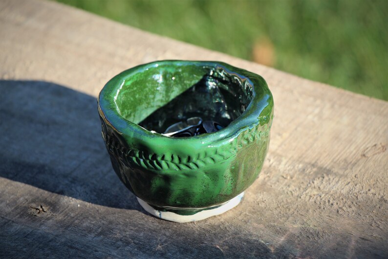 Green Metallic Leaf Dish