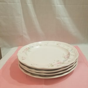 Vintage Pfaltzgraff Stoneware Tea Rose Salad  Plates Set of 4