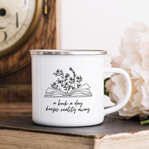 A book a day keeps reality away, Book Lover Gift, Reading Mug, Bookish Gift, Flower Book Mug, Teacher Gift, Reading Lover Gift, Book Tea Mug bild 4