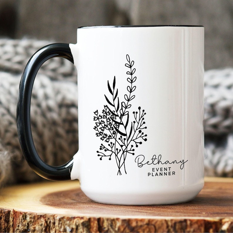 Event Planner Gift, Wedding Planner Mug, Personalized floral name mug, Thank you appreciation Gift, Manager Designer Planner Coordianator zdjęcie 2