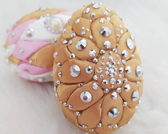 Handmade Kimekomi Egg 8cm high, Handmade decorations, ornaments, gift, bestseller